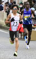 Athletics: Suzuki sets Japanese marathon record