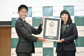 Japanese runner recognized by Guinness for 100 sub-2:20 marathons