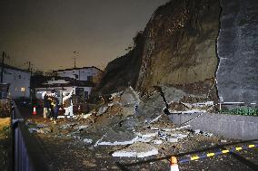 Powerful quake hits northeastern Japan