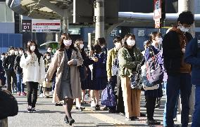 Quasi-emergency anti-virus measures in Kyoto