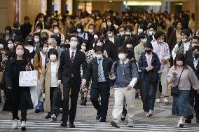 Japan to impose fresh COVID-19 emergency in Tokyo, Osaka, Hyogo