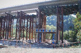 construction site of the Bar-Boljare motorway, highway, landscape, sign, Chinese characters