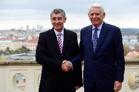 ANDREJ BABIS, TEODOR MELESCANU