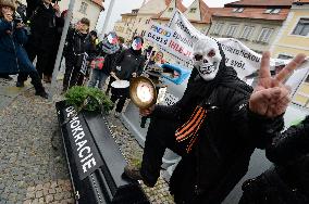 march for democracy in the form of a mourning procession in Prague