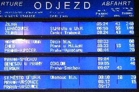 hundreds of trains got stuck in Prague, information board, departure, delay