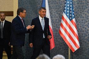 Andrej Babis, Rick Perry