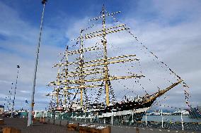 Reykjavik photo, port, sail boat, sailing ship