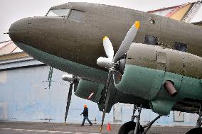 Douglas DC-3 military airliner called Dakota