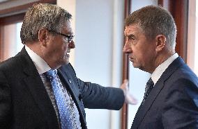 Andrej Babis, Jiri Behounek