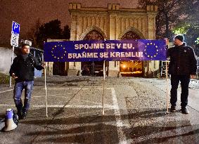 protest, Russian Embassy, Prague