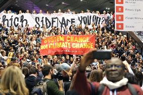 Activists protest COP 24