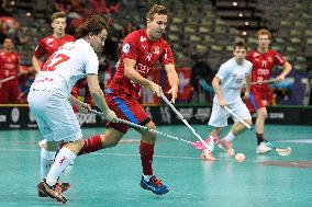 Kevin Berry, Lukas Veltsmid