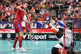 MAREK BENES, MIKE TROLLE