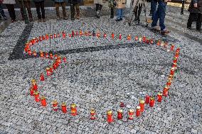 Heart for Vaclav Havel, Jungmann Square, Prague