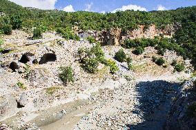 Hotova National Park, Lengarica River Canyon