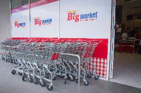 Korce (Korca) town, Big market Albanian supermarket chain, shopping trolley