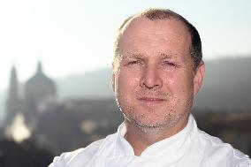 Terasa U Zlate studne restaurant chef Pavel Sapik