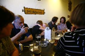 the Black Ox pub, U Cerneho vola