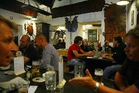 the Black Ox pub, U Cerneho vola