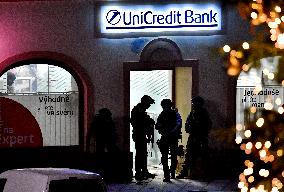 Unicredit Bank, Pribram, hold-up