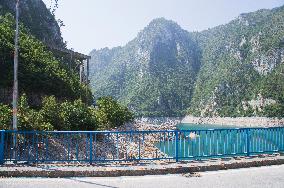 Mratinje Dam, Piva River, Lake Piva (Pivsko jezero)