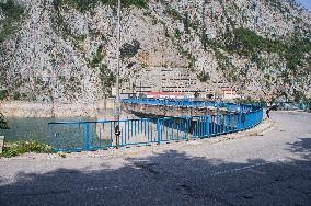 Mratinje Dam, Piva River, Lake Piva (Pivsko jezero)