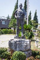 Ded Gjo Luli statue in Tuzi