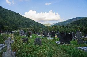 The Monastery of the Holy Trinity in Brezojevice, cemetery