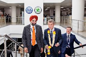 Andrej Babis, Bohdan Wojnar, Gurpratap Boparai, Volkswagen Group India Technology Center