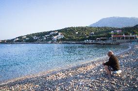 Camping Utjeha, seaside, pebble beach