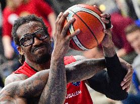 AMAR'E STOUDEMIRE