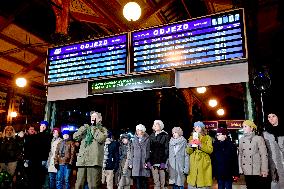 theatre performance performing six Holocaust stories from Memory of Nation collection