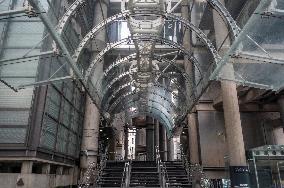 Lloyd's of London, bank