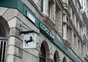 Lloyd's bank