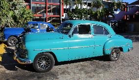 Life style in Havana, old car, veteran