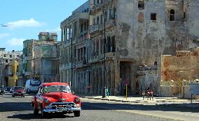 Life style in Havana, old car, veteran