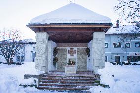 World War I and II memorial, Kriegerdenkmal, Schladming, winter, snow