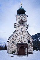 the Holy Rosary church, winter, snow, Stein an der Enns