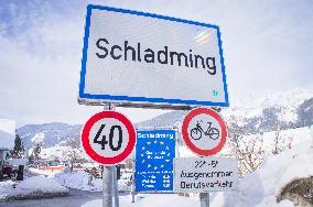 Schladming traffic sign, Twin cities, Felletin, France, Wetzlar, Germany, Furano, Japan, winter, snow