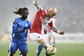 DIEUMERCI NDONGALA, MIROSLAV STOCH