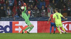 DANI OLMO, MATUS KOZACIK