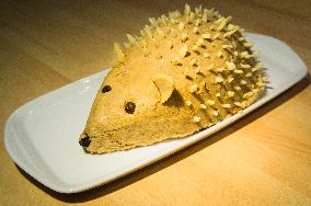 coffee pie with almond, hedgehog shape cake