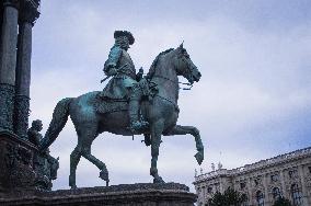 equestrian statue of Ludwig Andreas von Khevenhuller, Graf von Aichelberg-Frankenburg, Maria Theresia Monument