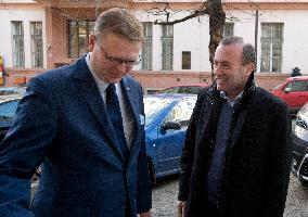 Manfred Weber, Pavel Belobradek