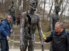 Anti-Stalin happening, Memorial to the victims of Communism in Prague