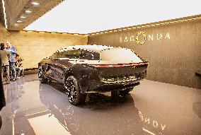 Aston Marin Lagonda - Lagonda All-Terrain Concept,