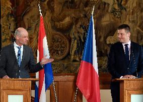 Stef Blok, Tomas Petricek