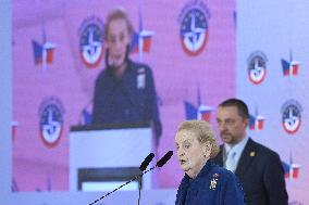 Madeleine Albright