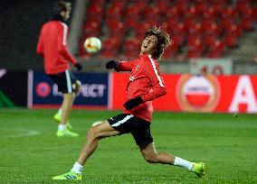 Bryan Gil Salvatierra