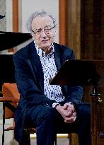 Alfred Brendel